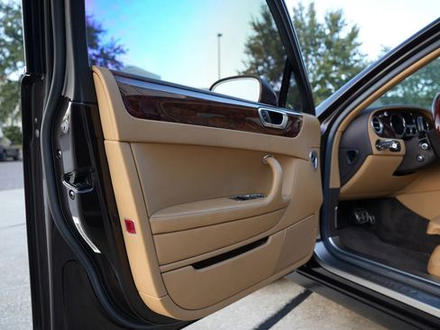 Used 2007 Bentley Flying Spur Flying Spur image 61