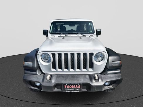 Used 2018 Jeep Wrangler Unlimited Sport AWD/4WD image 38
