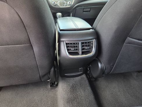 Used 2024 Chevrolet Malibu LT FWD image 20