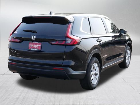Used 2025 Honda CR-V LX image 5