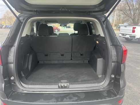 Used 2019 Ford Escape SE image 15