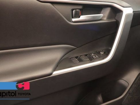 Certified 2025 Toyota RAV4 XLE AWD/4WD image 10