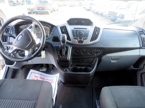 Used 2017 Ford Transit 350 XLT image 17
