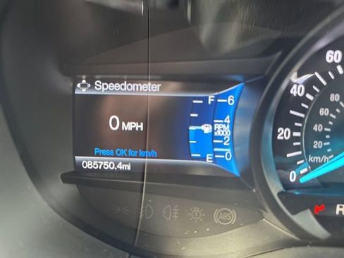 Used 2018 Ford Edge Titanium w/ Equipment Group 301A image 8