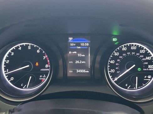 Used 2023 Toyota Camry SE image 17