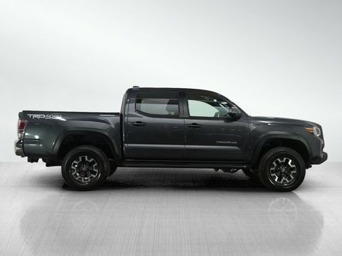 Used 2020 Toyota Tacoma TRD Off-Road image 6
