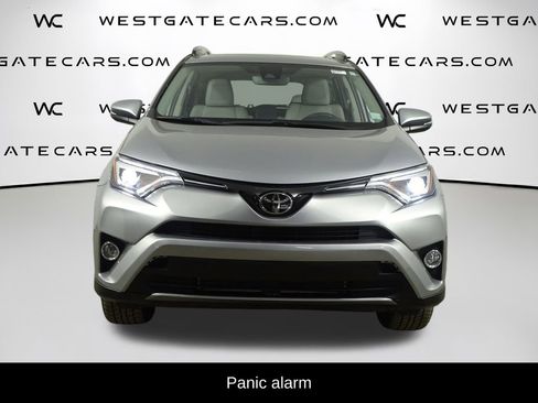 Used 2018 Toyota RAV4 Limited image 4