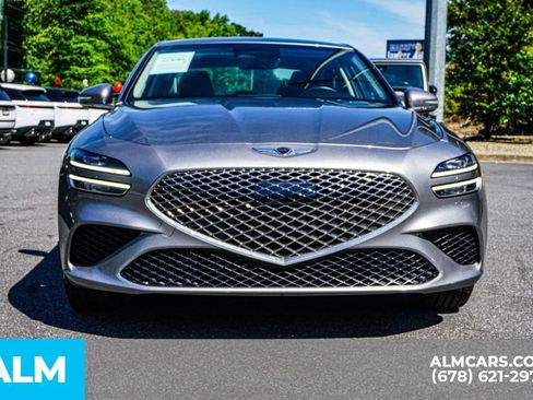 Used 2025 Genesis G70 2.5T RWD image 10