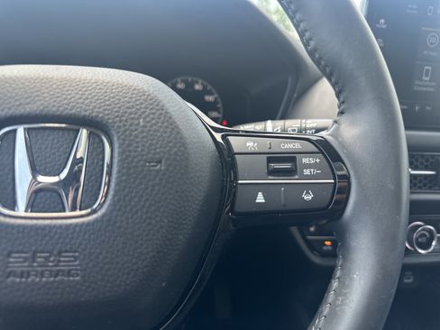 Certified 2024 Honda HR-V EX-L image 20