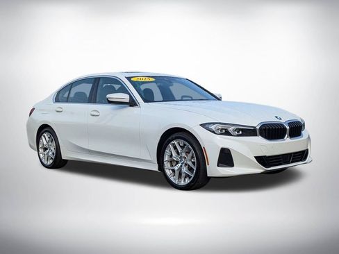 Used 2025 BMW 330i Sedan RWD image 2