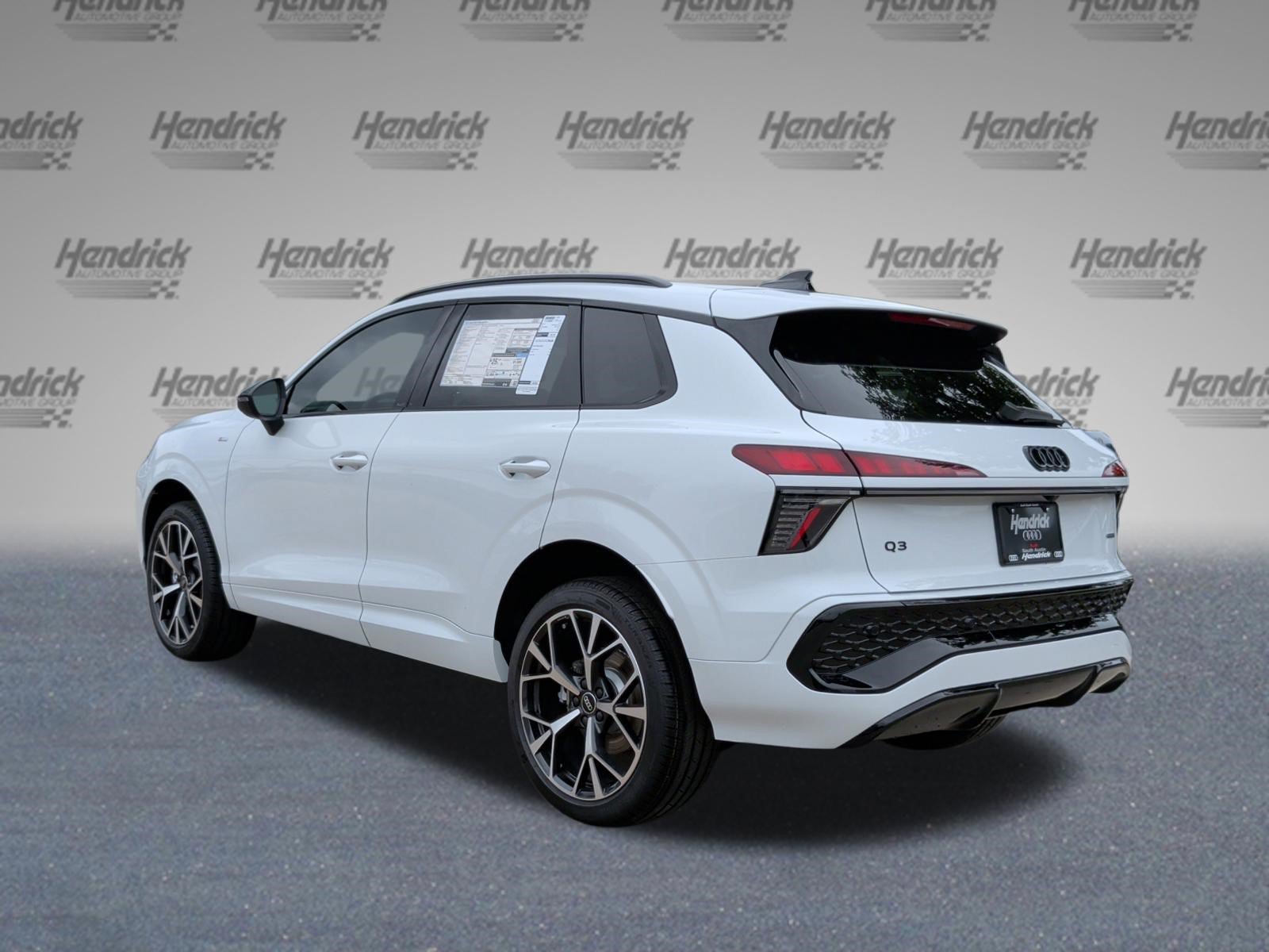 Used 2026 Audi Q3 quattro 2.0T w/ 20" Wheel Package AWD/4WD image 9