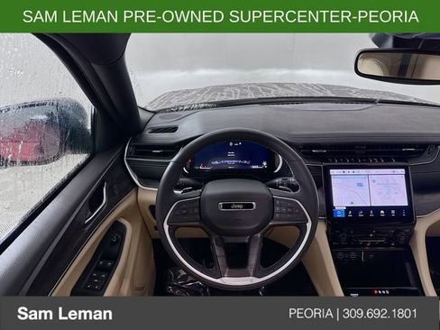 Used 2024 Jeep Grand Cherokee Limited image 22