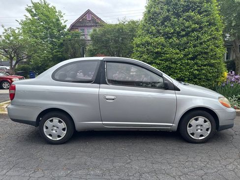 Used 2001 Toyota Echo Coupe FWD image 4