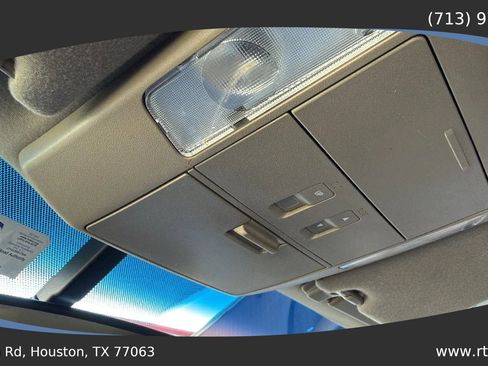 Used 2013 Toyota Sequoia Platinum RWD image 54