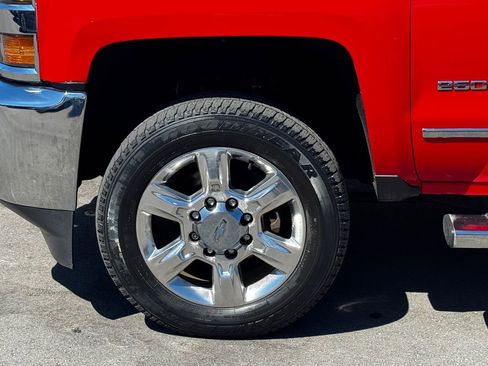 Used 2019 Chevrolet Silverado 2500 LTZ w/ LTZ Plus Package AWD/4WD image 46