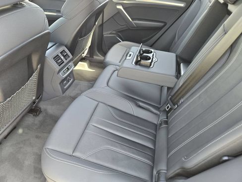 Certified 2024 Audi Q5 2.0T Premium AWD/4WD image 40