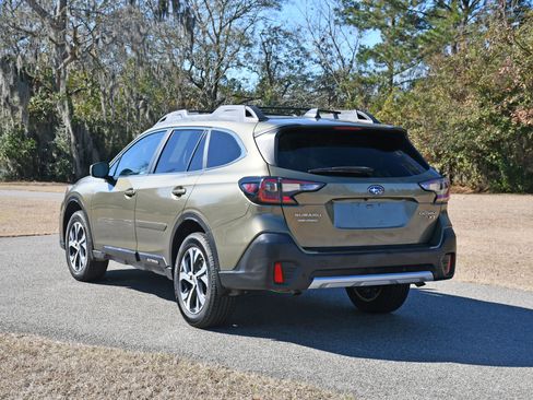 Used 2022 Subaru Outback Limited XT w/ Popular Package #2 image 3