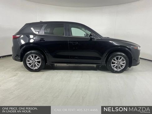 Used 2025 MAZDA CX-5 AWD 2.5 S w/ Preferred Package image 5