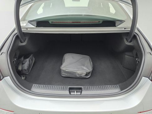 Used 2025 Mercedes-Benz E 53 AMG e 4MATIC Sedan image 30
