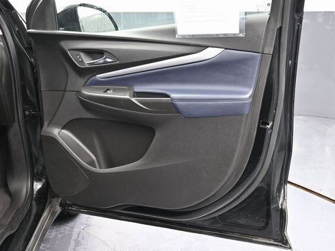 Used 2023 Chevrolet Bolt EUV LT w/ Convenience Package image 35
