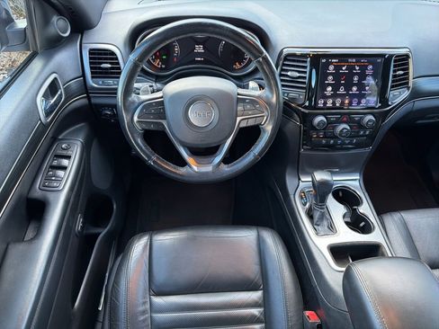 Used 2020 Jeep Grand Cherokee Limited X image 15