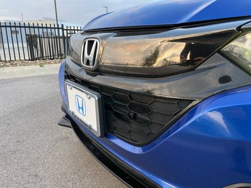 Used 2021 Honda HR-V Sport image 15