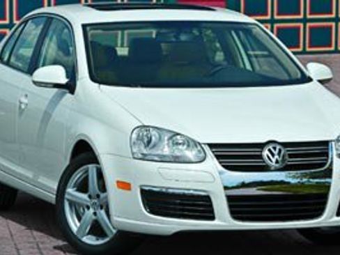 Used 2008 Volkswagen Jetta Wolfsburg Edition FWD image 1