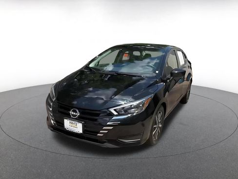 Used 2025 Nissan Versa SV FWD image 7