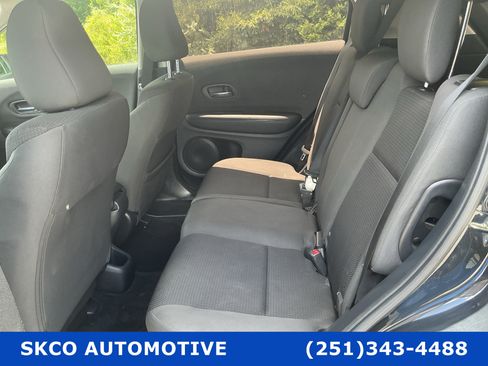 Used 2021 Honda HR-V LX image 14