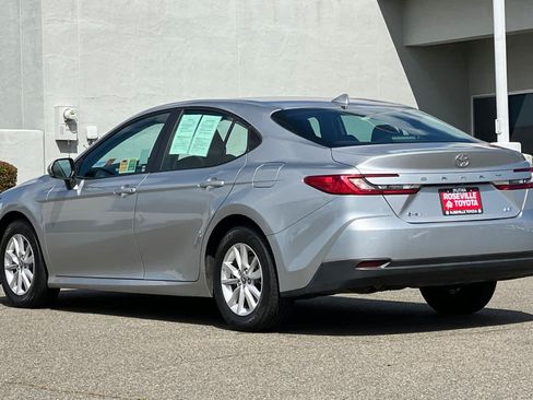 Certified 2025 Toyota Camry LE FWD image 7