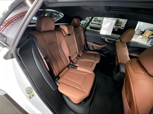 Certified 2023 Audi Q8 Premium Plus w/ Premium Plus Package AWD/4WD image 28