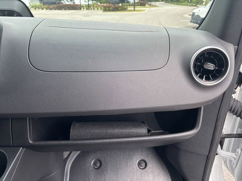 Used 2025 Mercedes-Benz Sprinter 2500 image 29