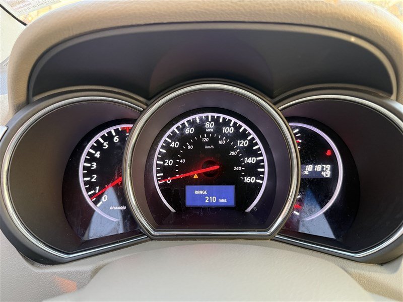 Used 2012 Nissan Murano SV AWD/4WD image 10