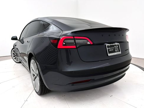 Used 2018 Tesla Model 3 Long Range image 9