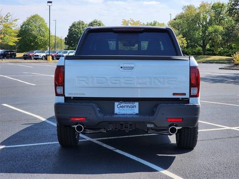 Used 2025 Honda Ridgeline TrailSport image 16