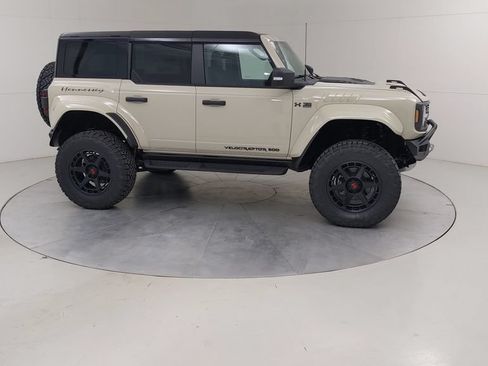 New 2026 Ford Bronco Raptor w/ Interior Carbon Fiber Pack AWD/4WD image 10