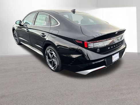 Used 2026 Hyundai Sonata SEL FWD image 7