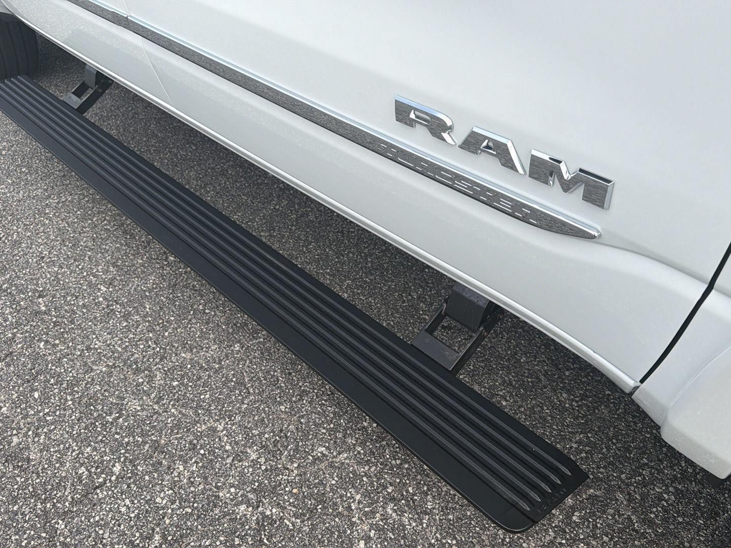 New 2027 RAM 1500 Tungsten AWD/4WD image 16