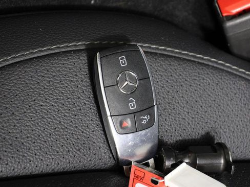 Used 2020 Mercedes-Benz GLE 350 4MATIC image 35