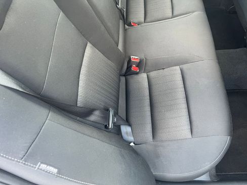 Used 2025 Nissan Altima 2.5 SV FWD image 39