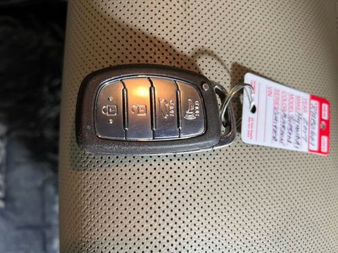 Used 2017 Hyundai Tucson Limited image 25