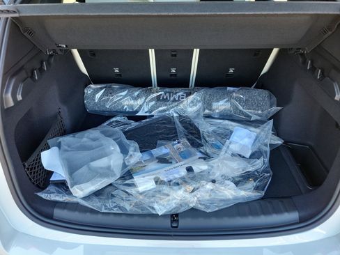 New 2026 BMW X1 xDrive28i w/ Technology Package AWD/4WD image 6