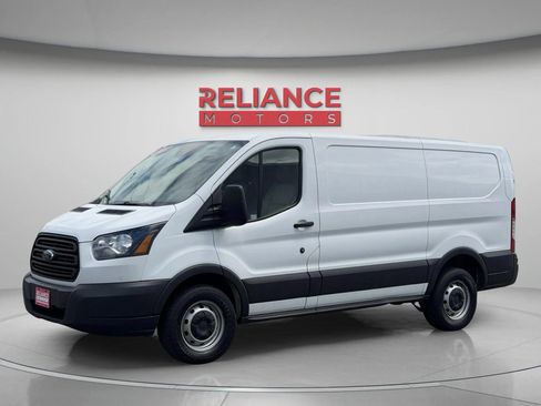 Used 2018 Ford Transit 250 130 Low Roof RWD image 2