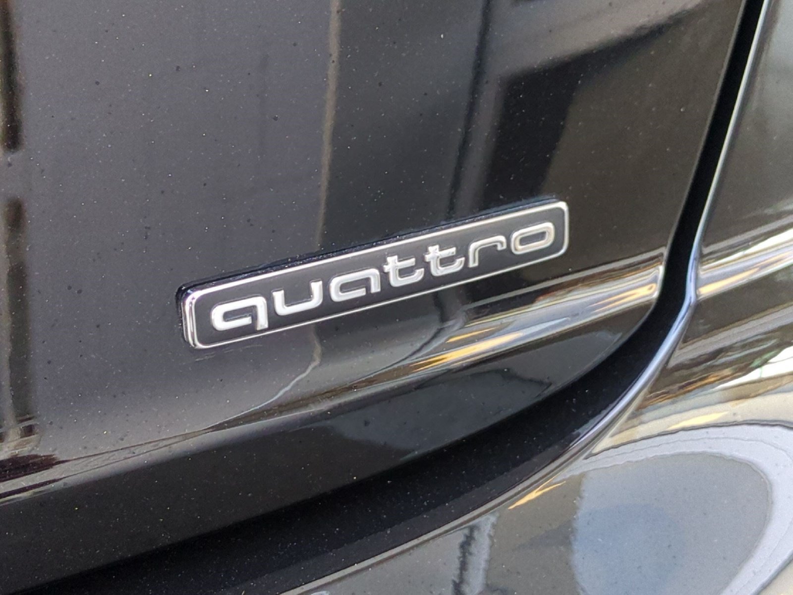 Used 2019 Audi Q8 Premium Plus w/ Premium Plus AWD/4WD image 20