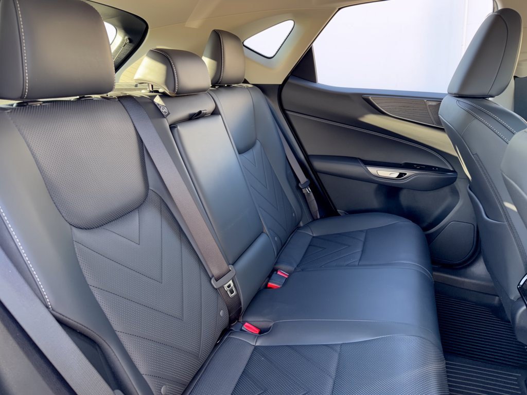 Certified 2026 Lexus NX 350 AWD w/ Accessory Package (2T) image 30