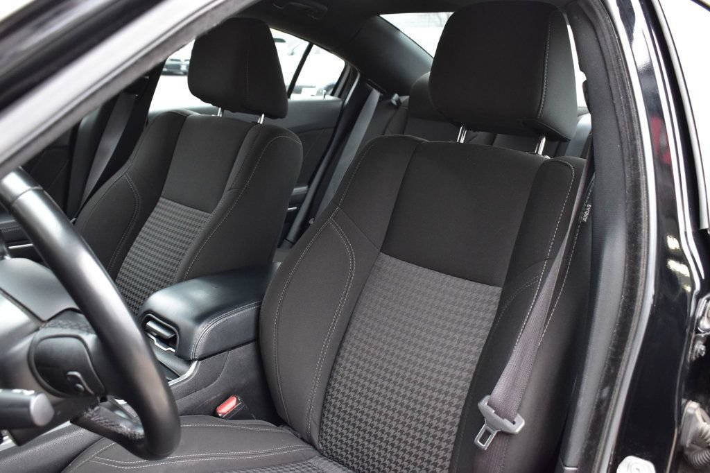 Used 2023 Dodge Charger SXT RWD image 16
