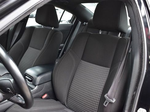 Used 2023 Dodge Charger SXT image 16