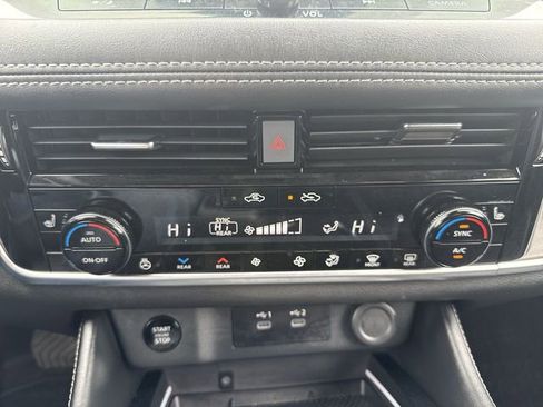 Used 2026 Nissan Rogue Platinum w/ Platinum Premium Package AWD/4WD image 19