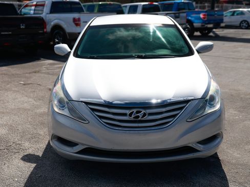 Used 2011 Hyundai Sonata GLS image 19