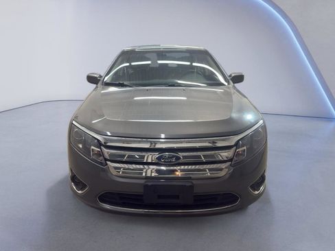 Used 2011 Ford Fusion SEL w/ 302A Rapid Spec Order Code image 2